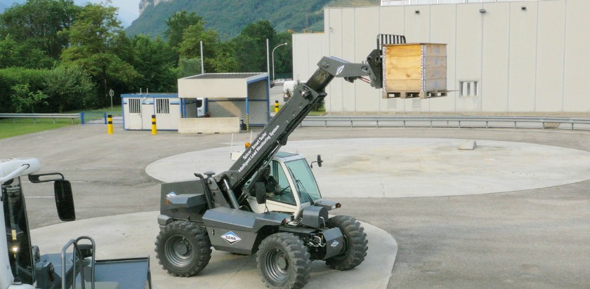 Mining vehicle powertrain